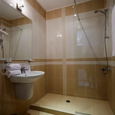 Continental 4*
